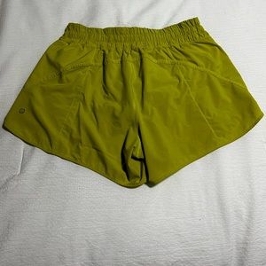 Pre Loved Lululemon Tracker Shorts 14